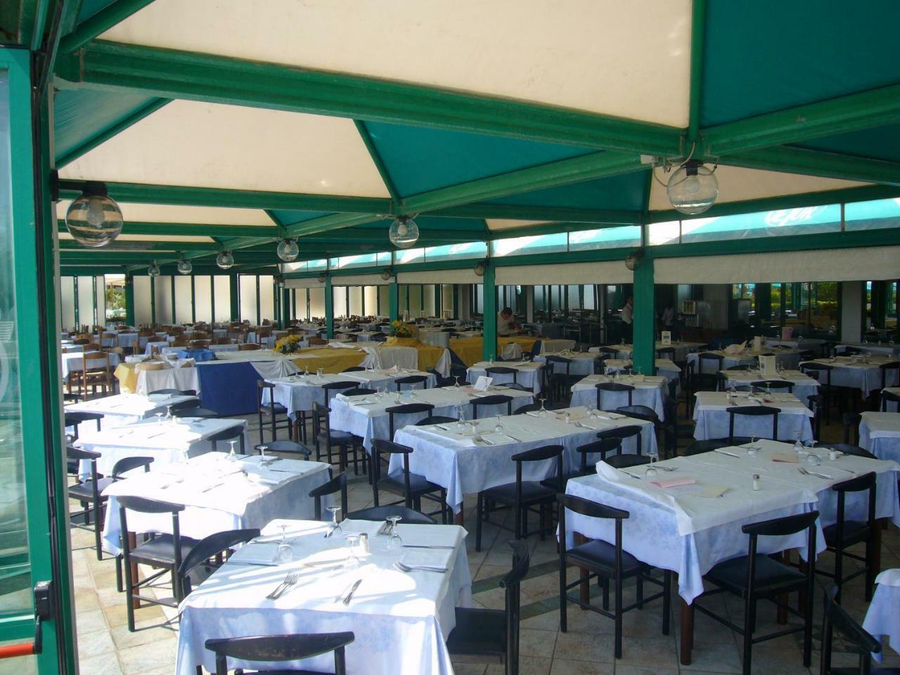 Hotel Heron ليدو دي يسولو المظهر الخارجي الصورة
